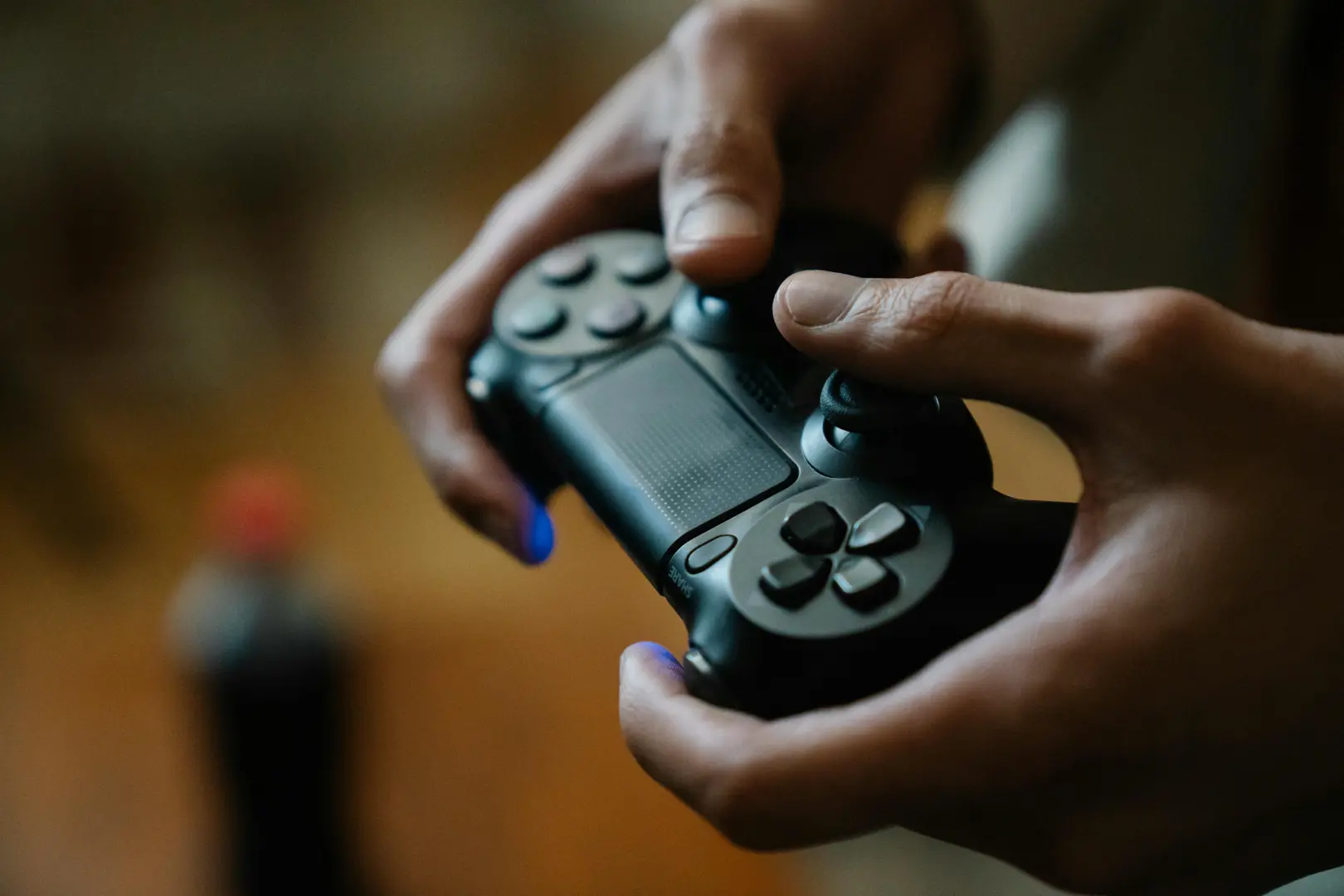 Mando Gaming Precision