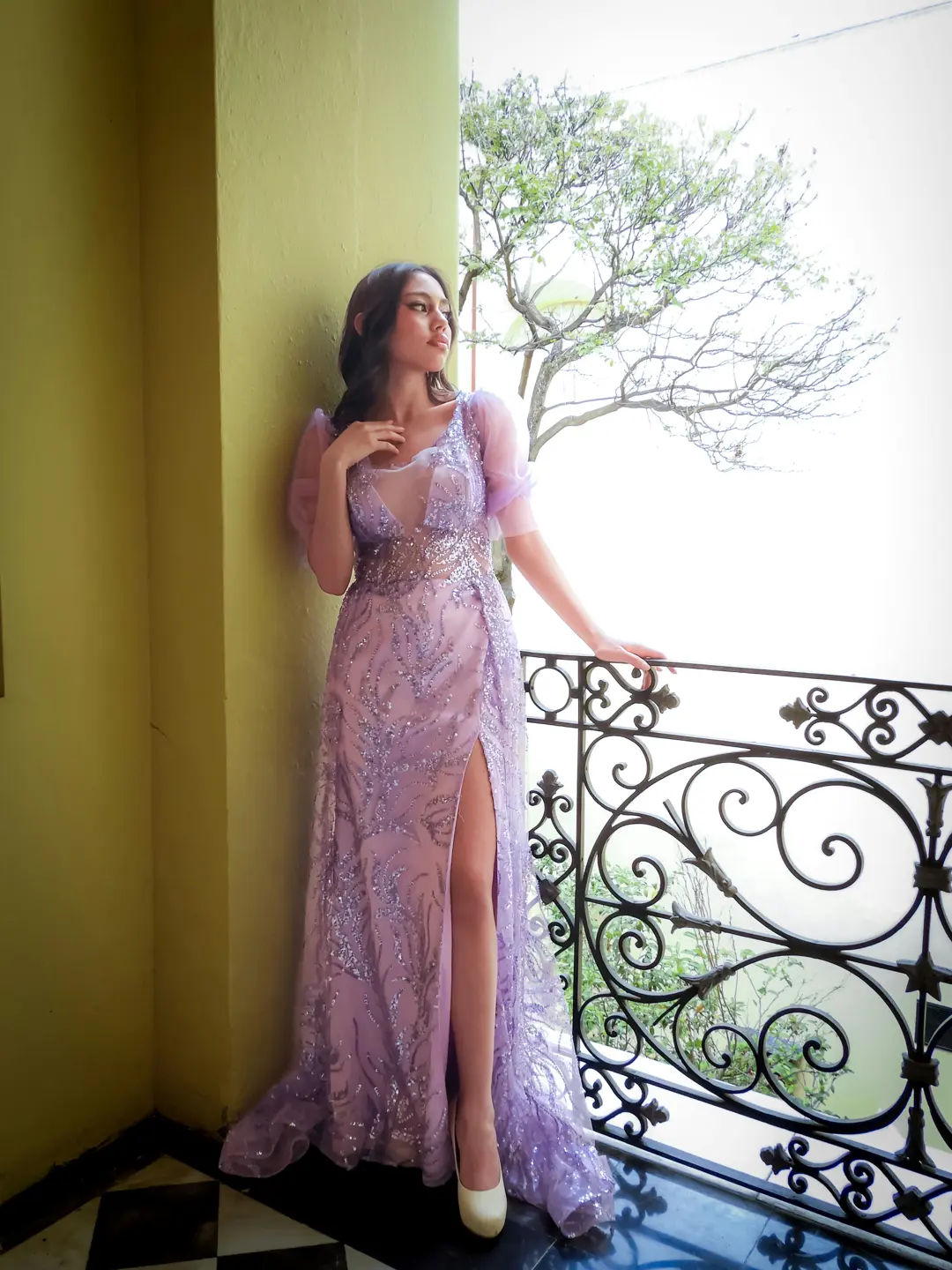 Vestido de Noche Lavanda con Brillo